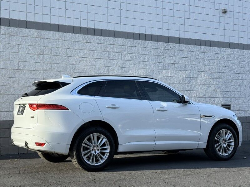 2018 Jaguar F-PACE 25t Prestige Willow Grove PA