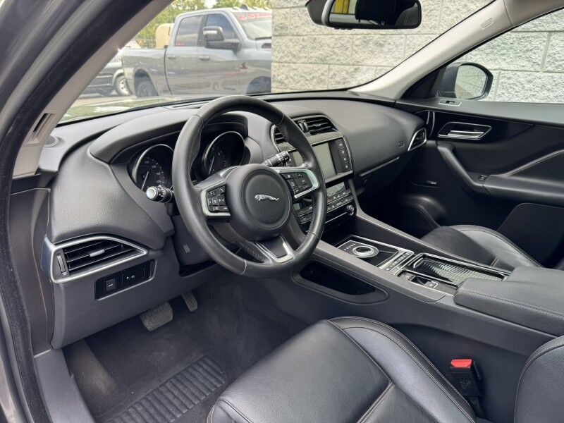 2018 Jaguar F-PACE 30t Prestige Willow Grove PA