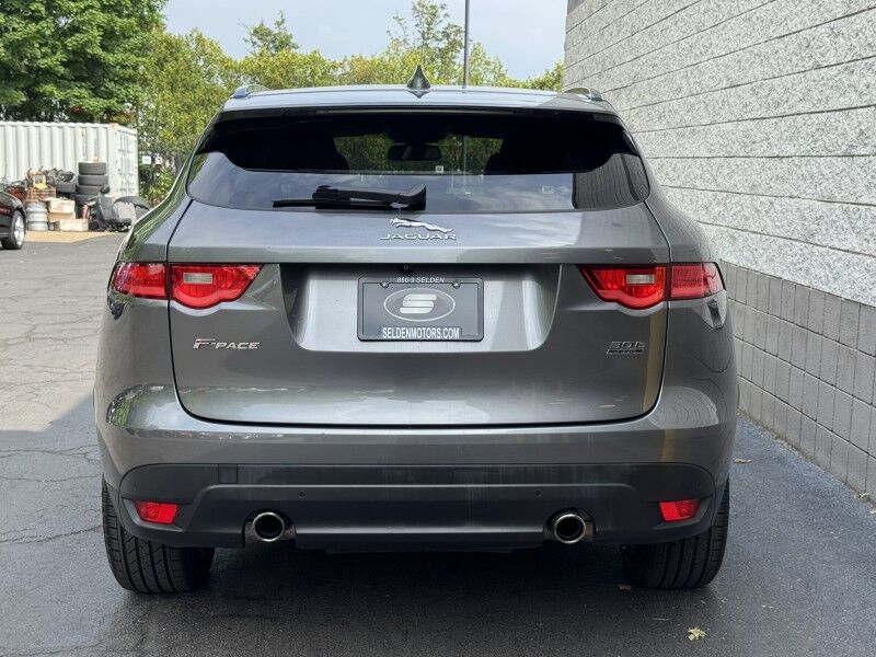 2018 Jaguar F-PACE 30t Prestige Willow Grove PA