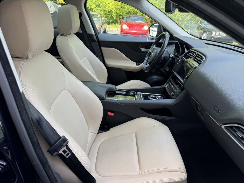 2018 Jaguar F-PACE 35t Premium Willow Grove PA