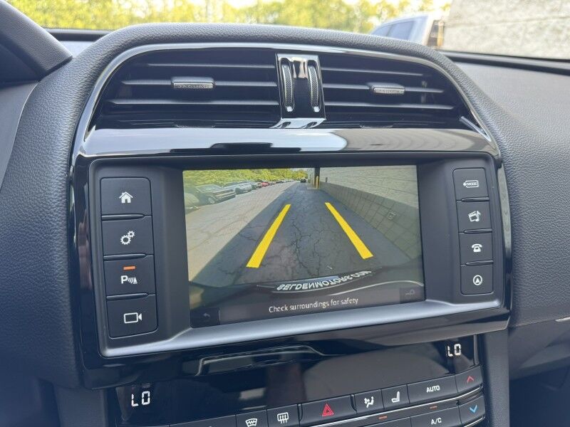 2018 Jaguar F-PACE 35t Premium Willow Grove PA