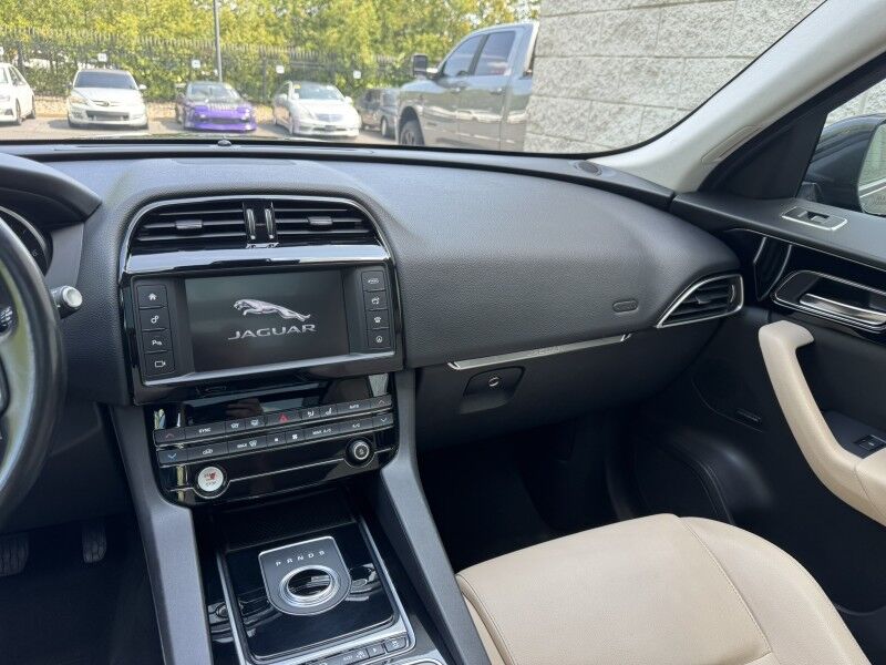 2018 Jaguar F-PACE 35t Premium Willow Grove PA