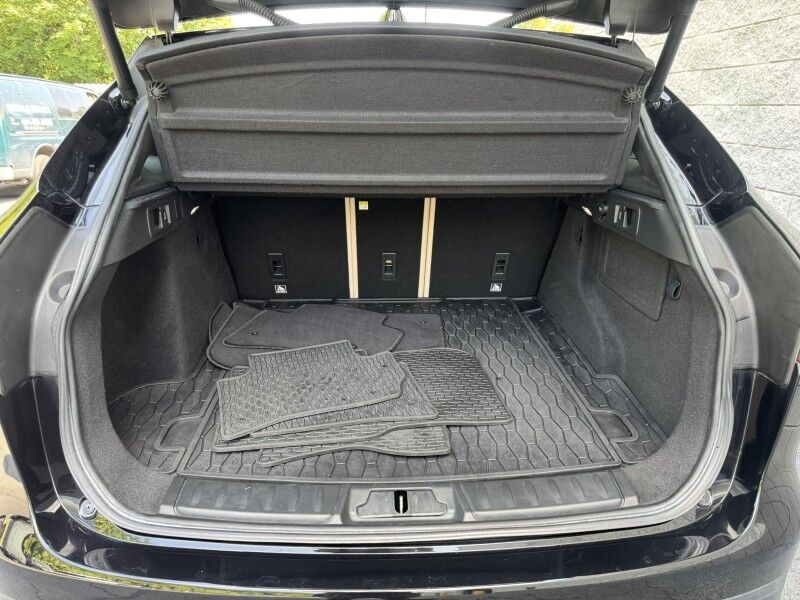 2018 Jaguar F-PACE 35t Premium Willow Grove PA