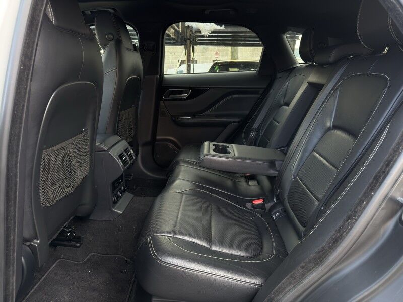 2018 Jaguar F-PACE 35t R-Sport AWD Arlington VA