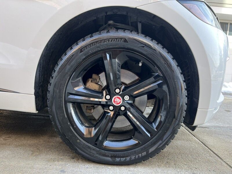 2018 Jaguar F-PACE 35t R-Sport AWD Arlington VA