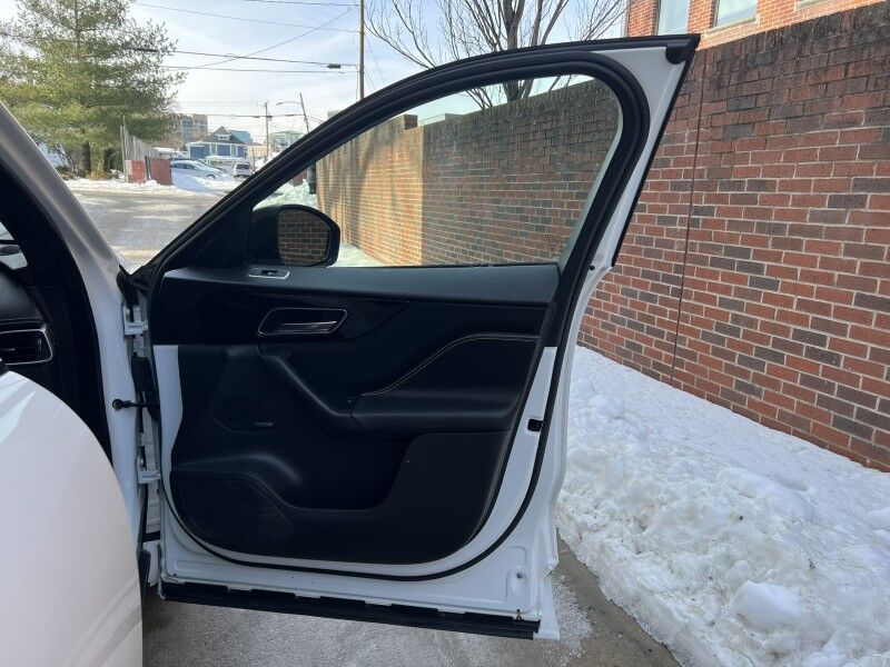 2018 Jaguar F-PACE 35t R-Sport AWD Arlington VA