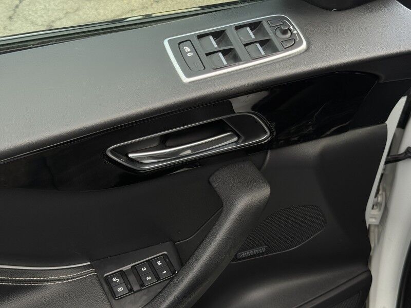 2018 Jaguar F-PACE 35t R-Sport AWD Arlington VA