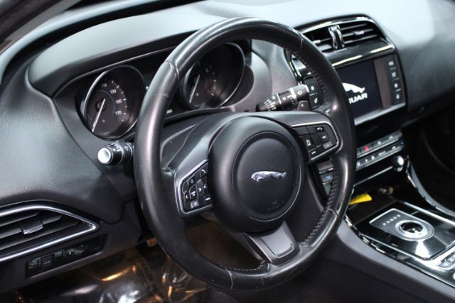 2018 Jaguar XE 25t Chantilly VA