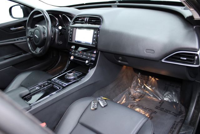 2018 Jaguar XE 25t Chantilly VA