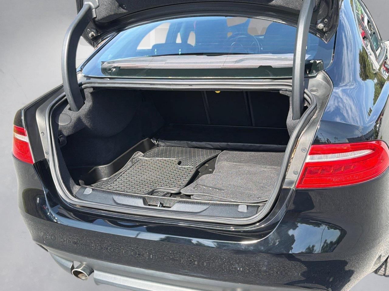 2018 Jaguar XE 25t Premium Hagerstown MD