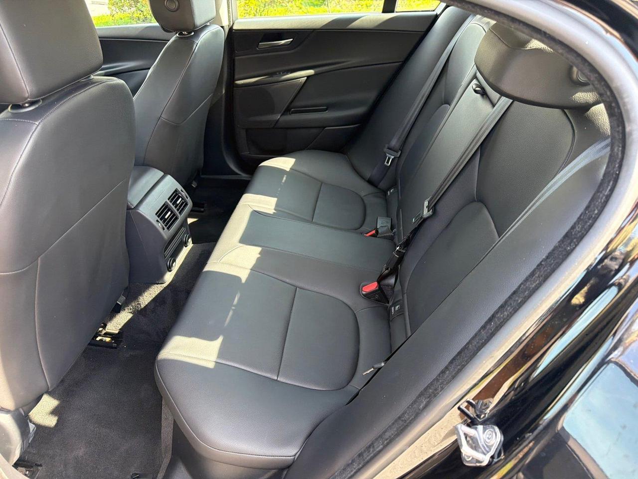 2018 Jaguar XE 25t Premium Hagerstown MD