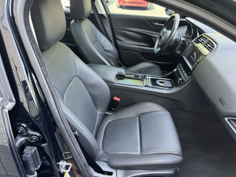 2018 Jaguar XE 25t Willow Grove PA
