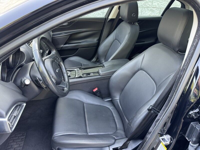 2018 Jaguar XE 25t Willow Grove PA