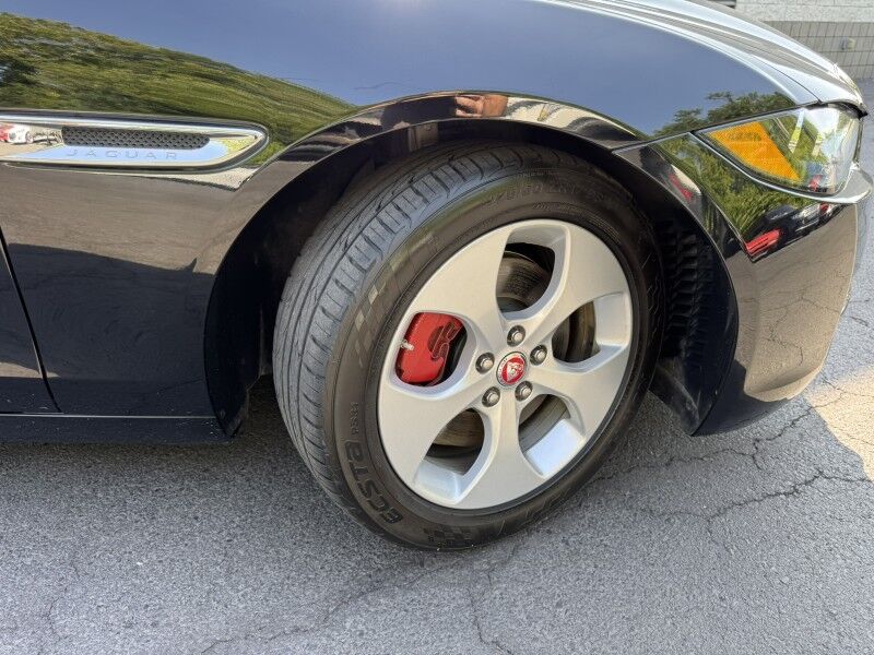 2018 Jaguar XE 25t Willow Grove PA