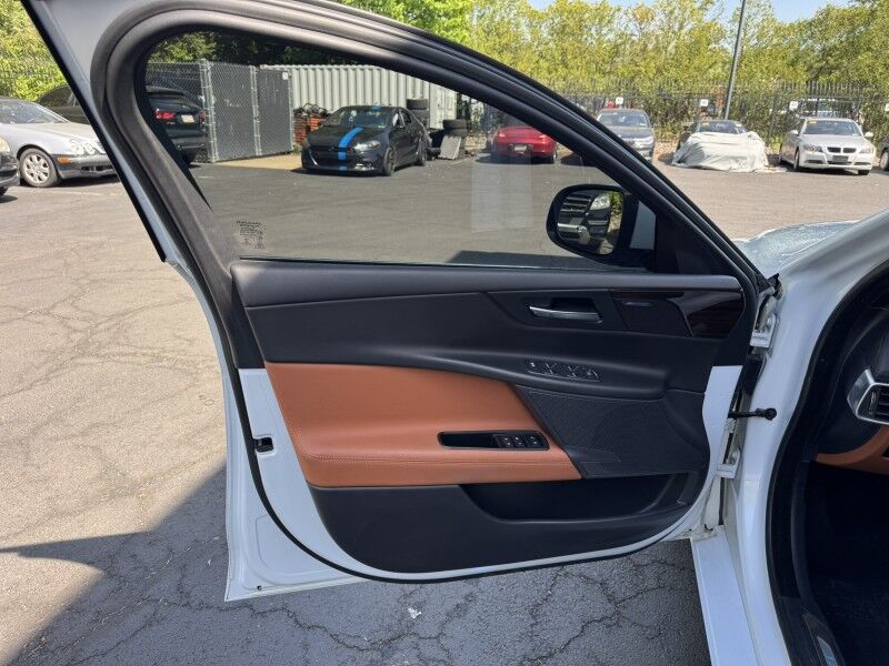 2018 Jaguar XE 35t Portfolio Limited Edition Willow Grove PA