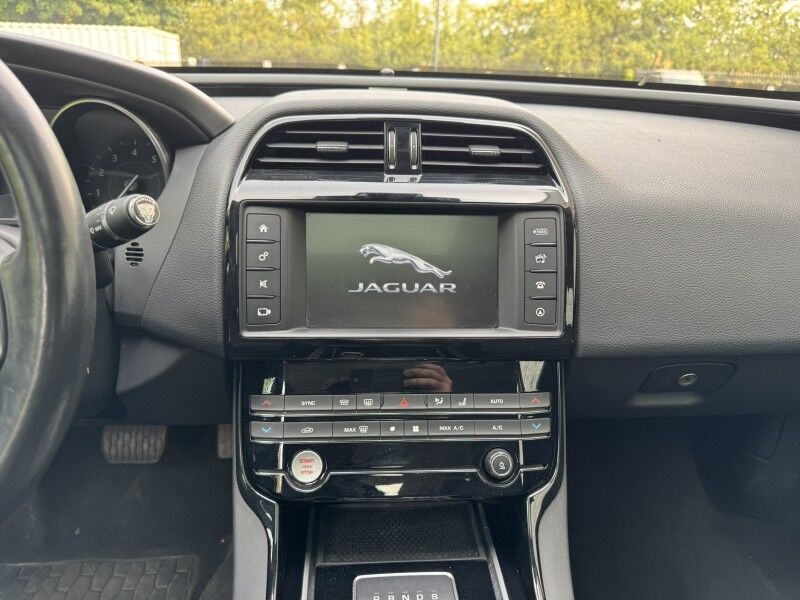 2018 Jaguar XE 35t Premium Willow Grove PA