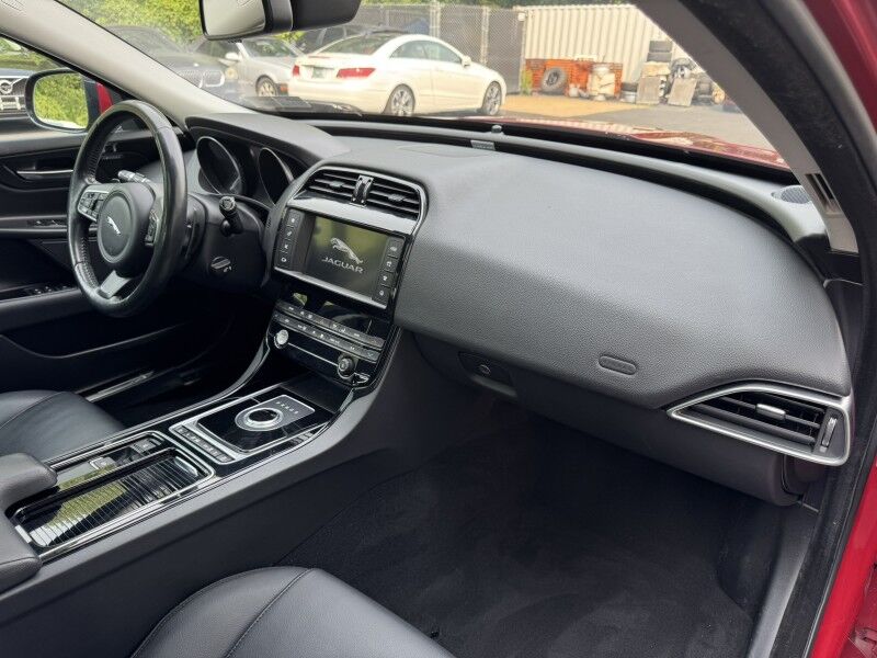2018 Jaguar XE 35t Premium Willow Grove PA