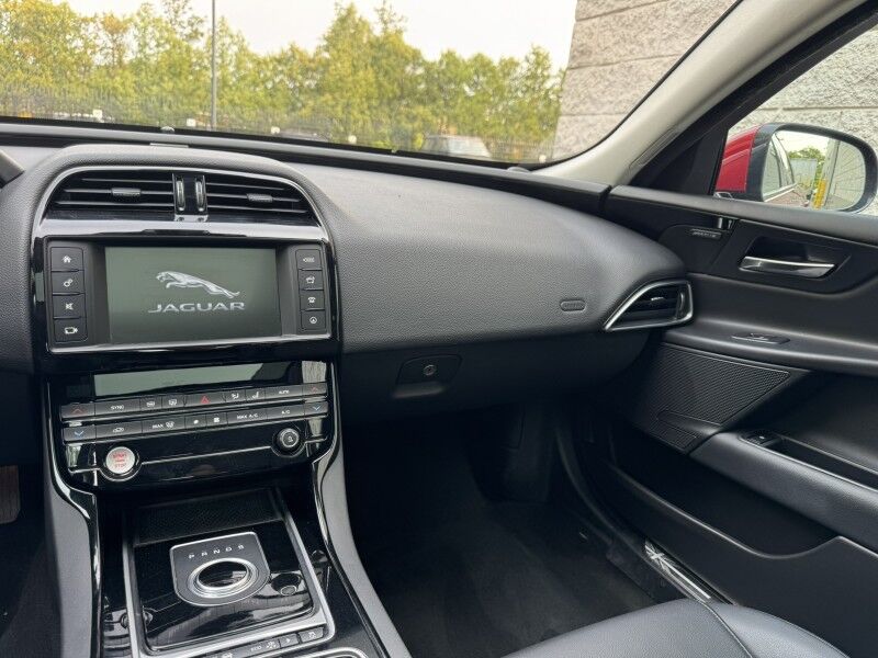 2018 Jaguar XE 35t Premium Willow Grove PA