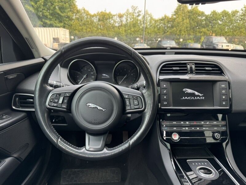 2018 Jaguar XE 35t Premium Willow Grove PA