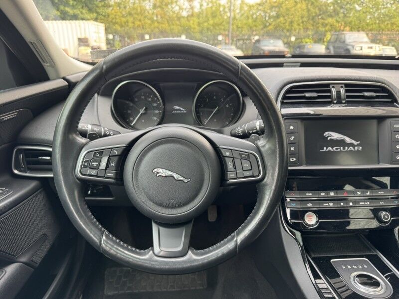 2018 Jaguar XE 35t Premium Willow Grove PA