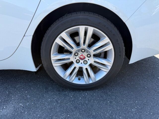 2018 Jaguar XF 25t Premium East Islip NY