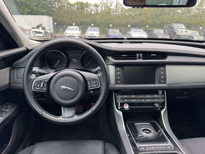 2018 Jaguar XF 25t Premium Willow Grove PA