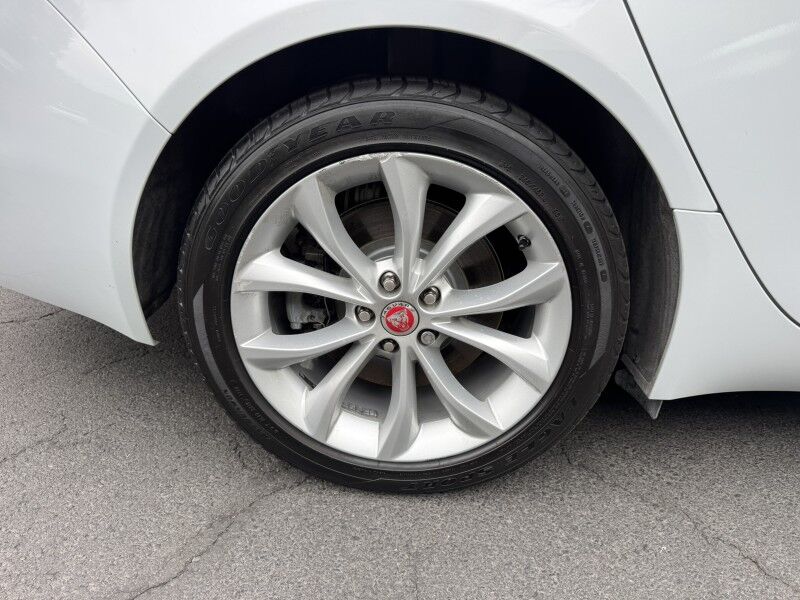 2018 Jaguar XF 25t Premium Willow Grove PA 2018 Jaguar XF 25t Premium Willow Grove PA