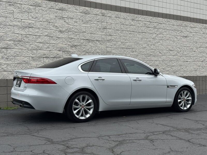 2018 Jaguar XF 25t Premium Willow Grove PA 2018 Jaguar XF 25t Premium Willow Grove PA
