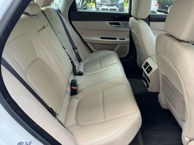 2018 Jaguar XF 25t Prestige Willow Grove PA