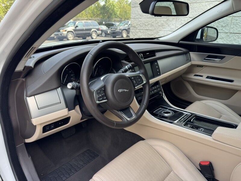 2018 Jaguar XF 25t Prestige Willow Grove PA