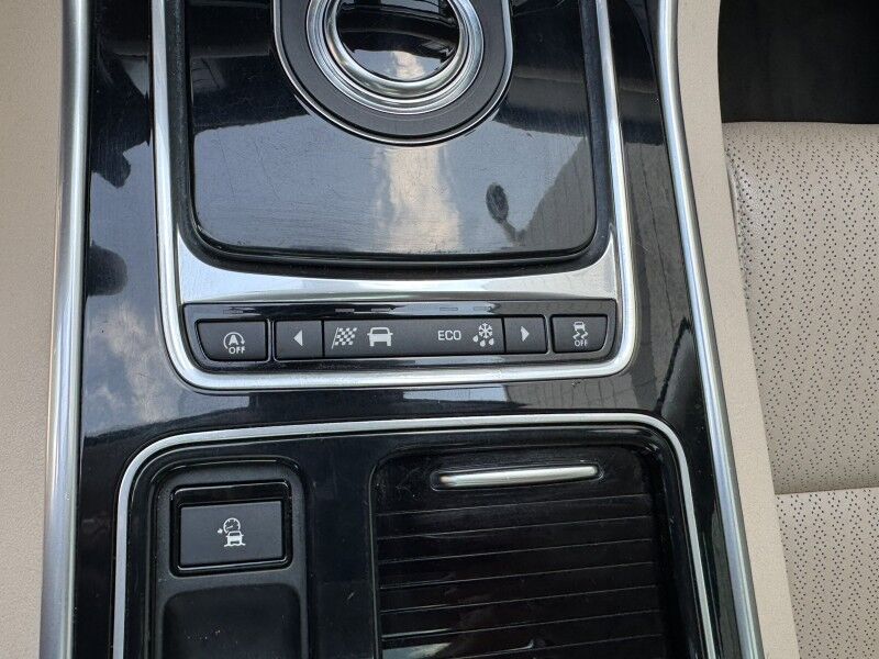 2018 Jaguar XF 25t Prestige Willow Grove PA