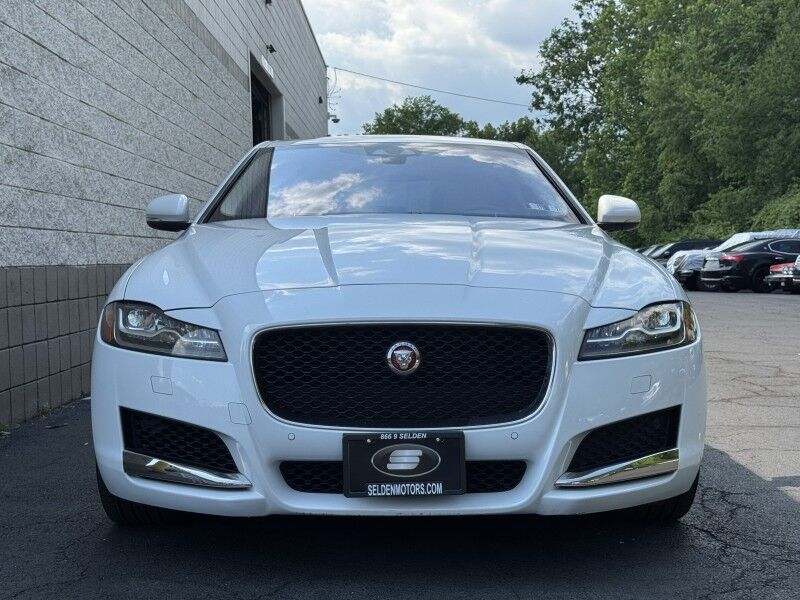 2018 Jaguar XF 25t Prestige Willow Grove PA