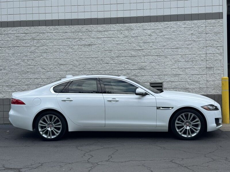 2018 Jaguar XF 25t Prestige Willow Grove PA