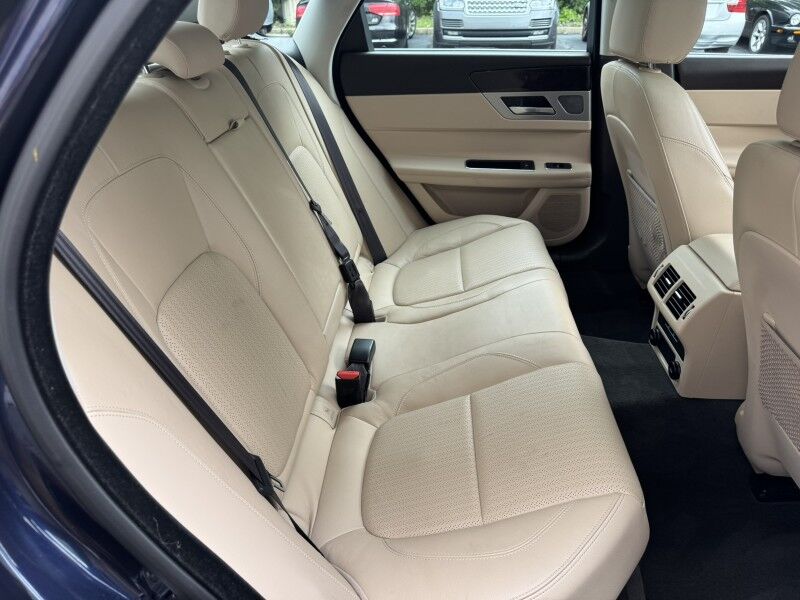 2018 Jaguar XF 35t Prestige Willow Grove PA