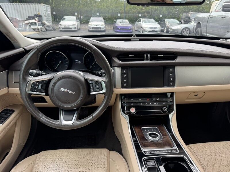 2018 Jaguar XF 35t Prestige Willow Grove PA
