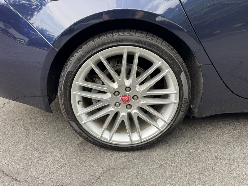 2018 Jaguar XF 35t Prestige Willow Grove PA