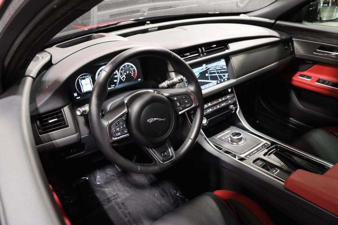 2018 Jaguar XF Sportbrake First Edition AWD 4dr Wagon Skokie IL