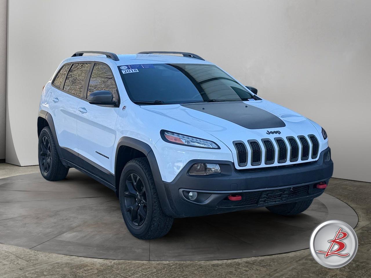 2018 Jeep CHEROKEE Trailhawk