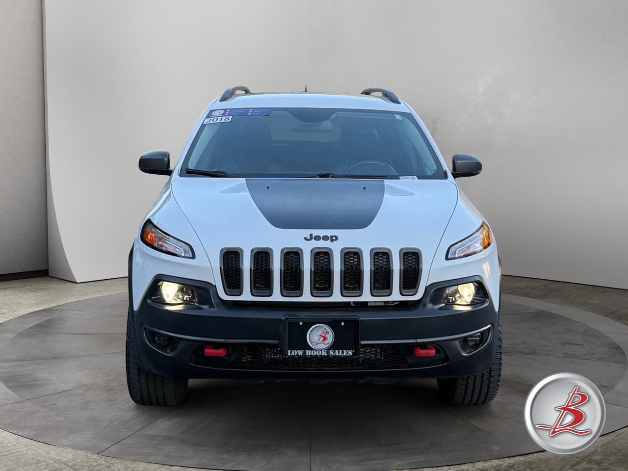 2018 Jeep CHEROKEE Trailhawk