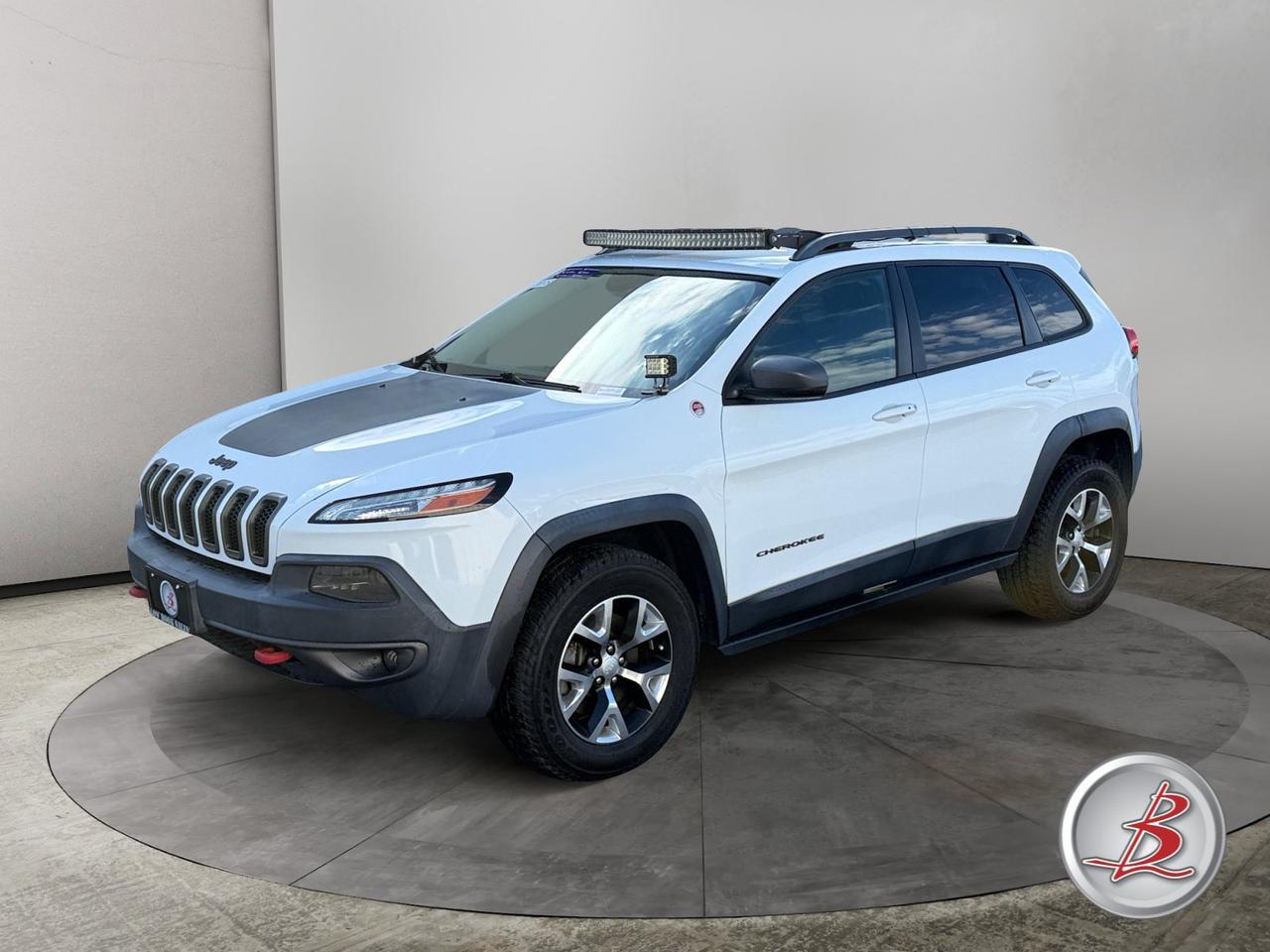 2018 Jeep CHEROKEE Trailhawk