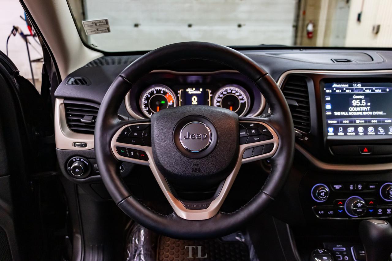 2018 Jeep Cherokee 4x4 North BCam Nav Red Deer AB