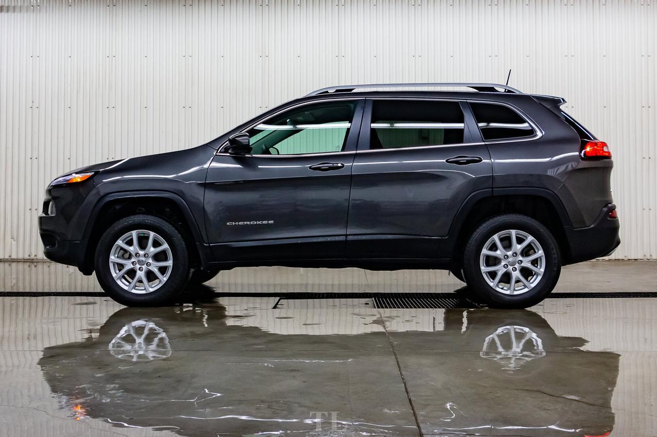 2018 Jeep Cherokee 4x4 North BCam Nav Red Deer AB