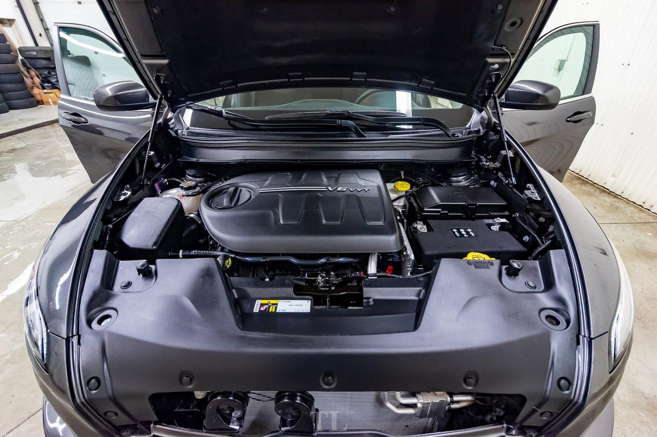 2018 Jeep Cherokee 4x4 North BCam Nav Red Deer AB