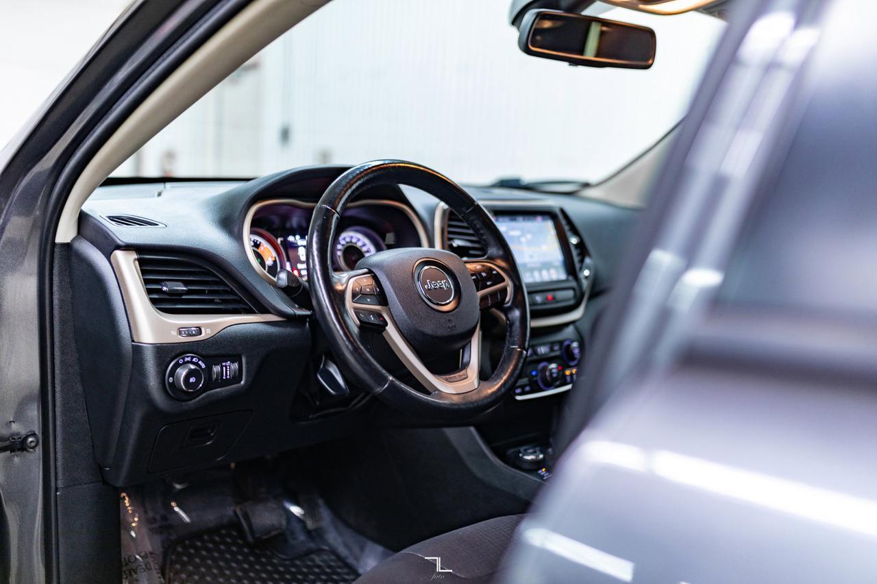 2018 Jeep Cherokee 4x4 North Nav BCam Red Deer AB