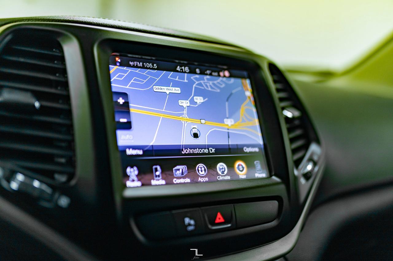 2018 Jeep Cherokee 4x4 North Nav BCam Red Deer AB