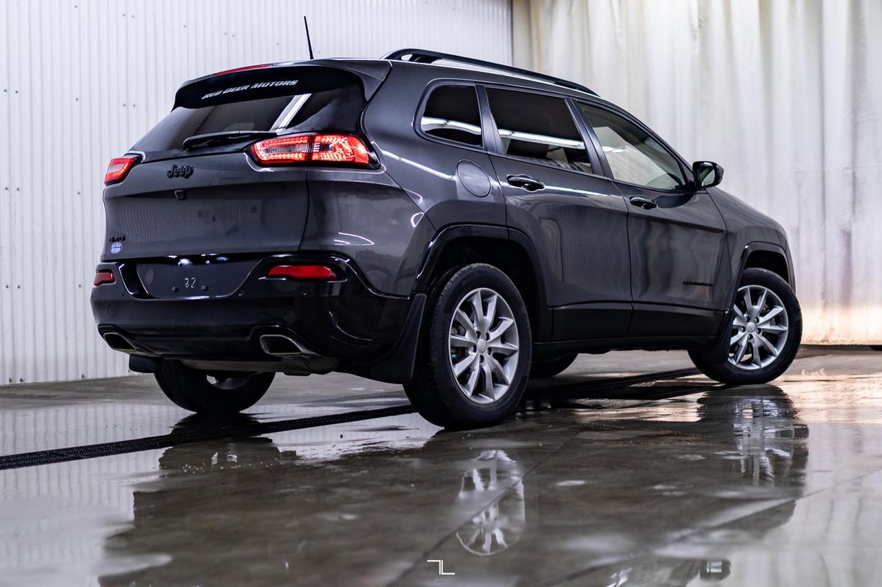 2018 Jeep Cherokee 4x4 North Nav BCam Red Deer AB