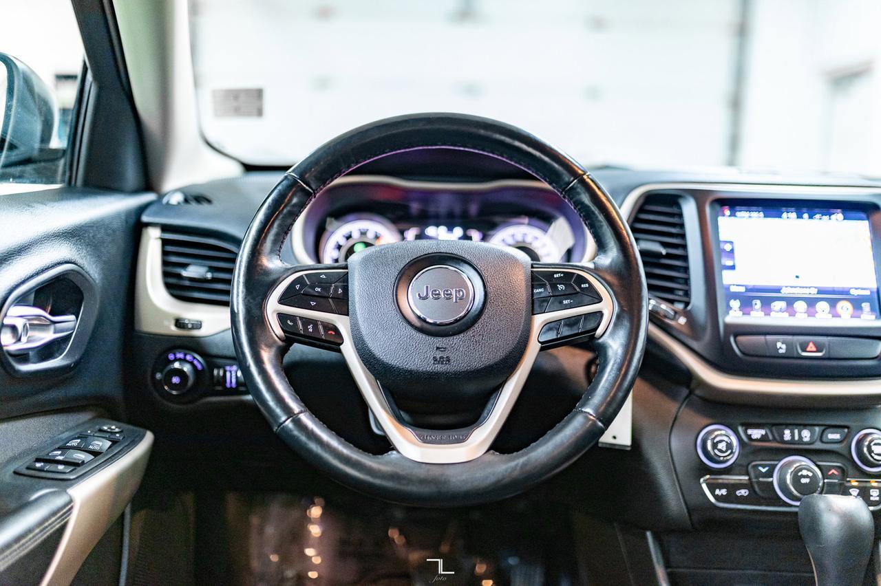 2018 Jeep Cherokee 4x4 North Nav BCam Red Deer AB