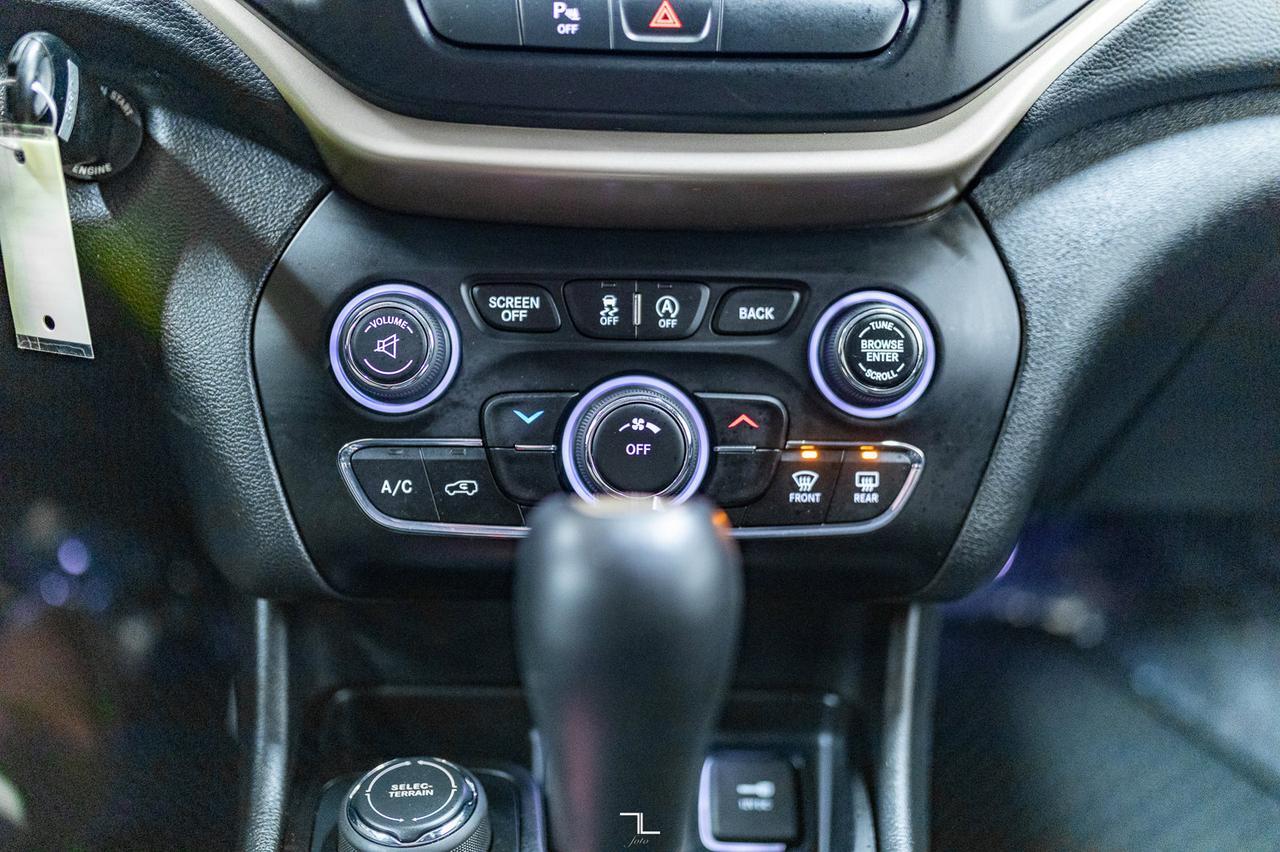 2018 Jeep Cherokee 4x4 North Nav BCam Red Deer AB