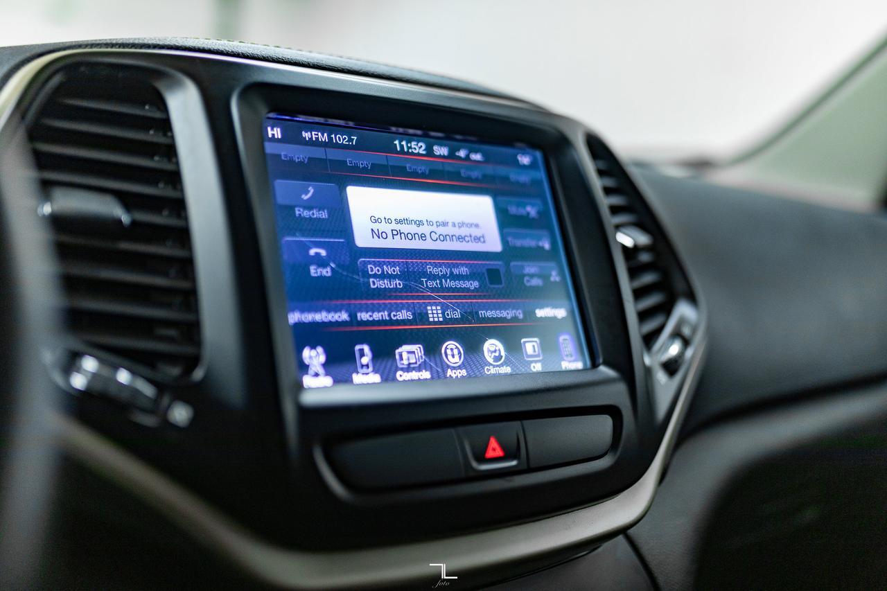 2018 Jeep Cherokee 4x4 North PSeat Red Deer AB