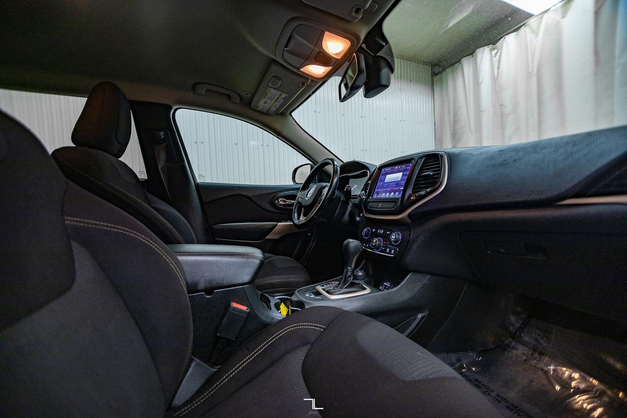 2018 Jeep Cherokee 4x4 North PSeat Red Deer AB